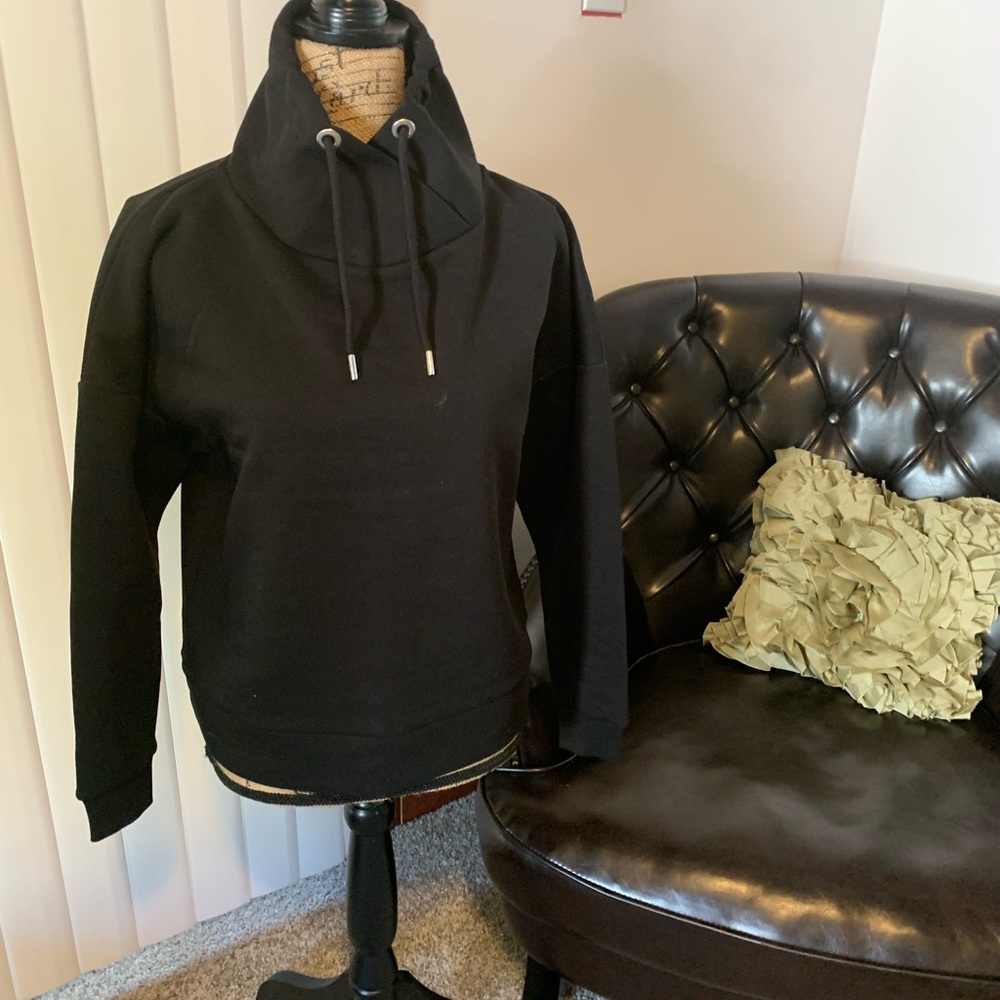Banana republic mock neck sweatshirt